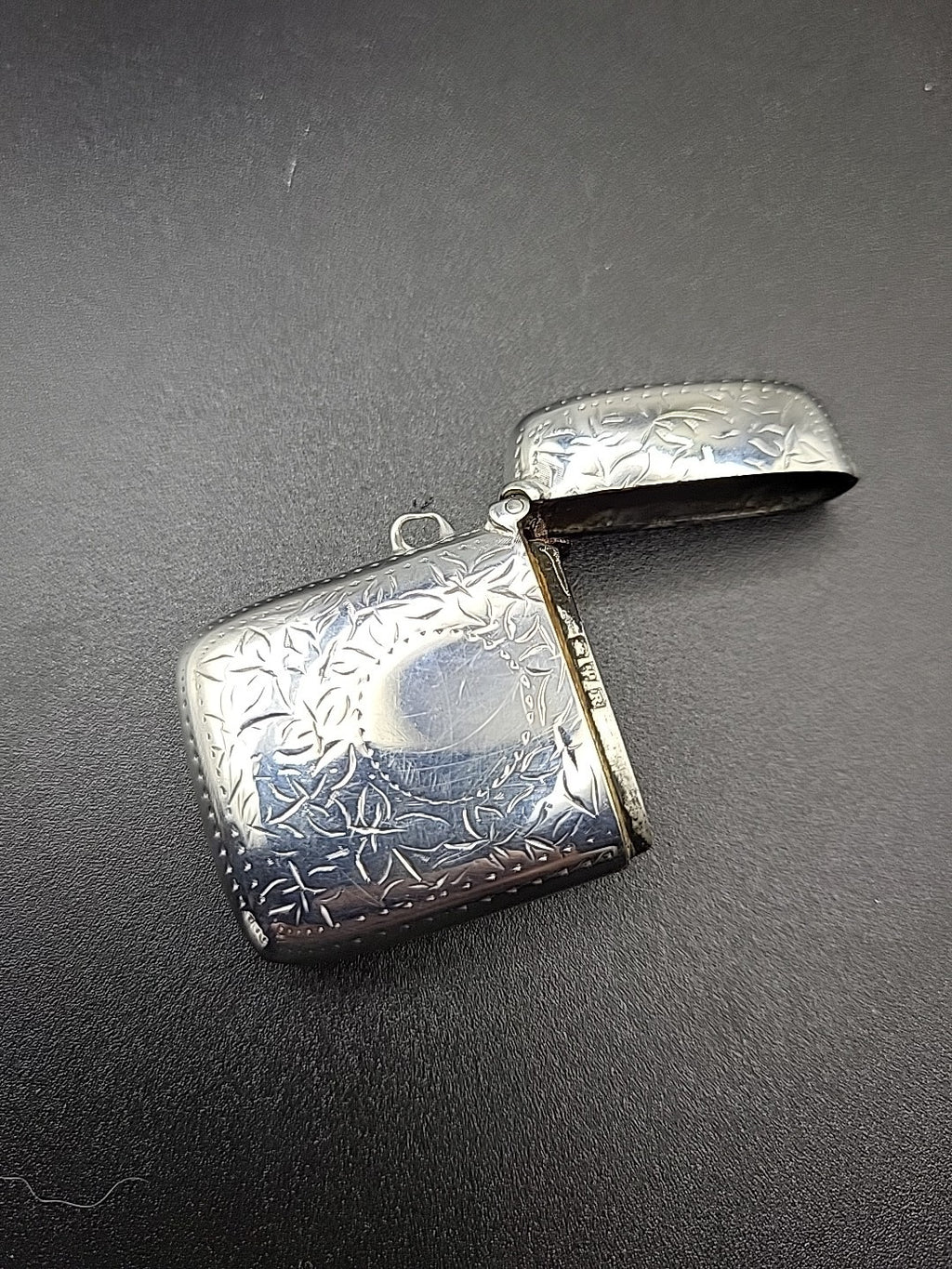 1900 Chester Sterling Silver Vesta Case Floral Engraved Hallmarked Antique
