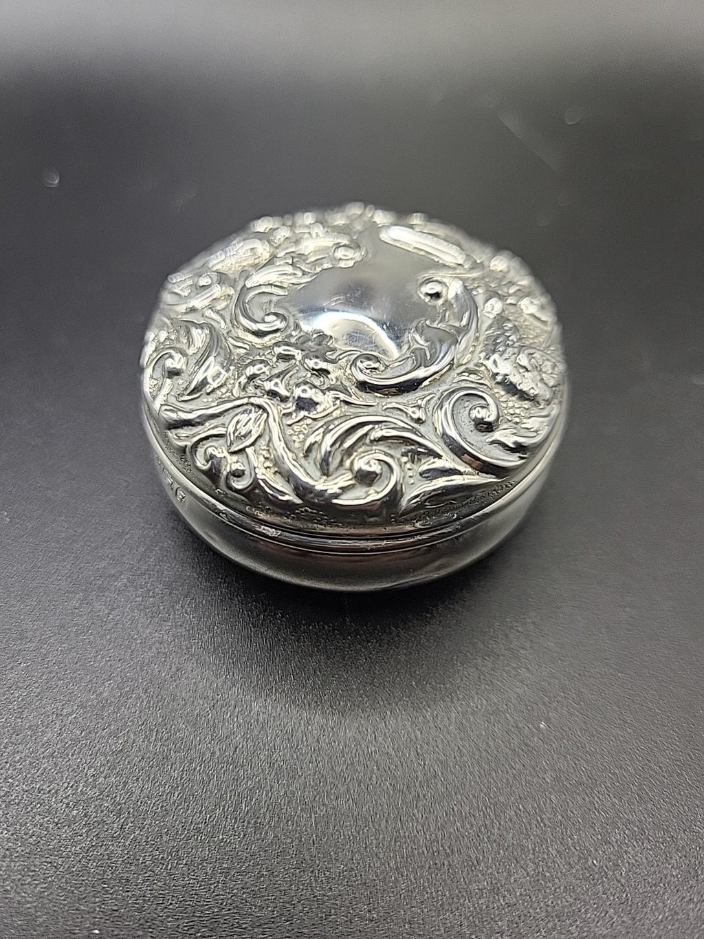 1980 Sterling Silver Lidded Trinket Pot Gold Wash Interior B&Co Hallmarked