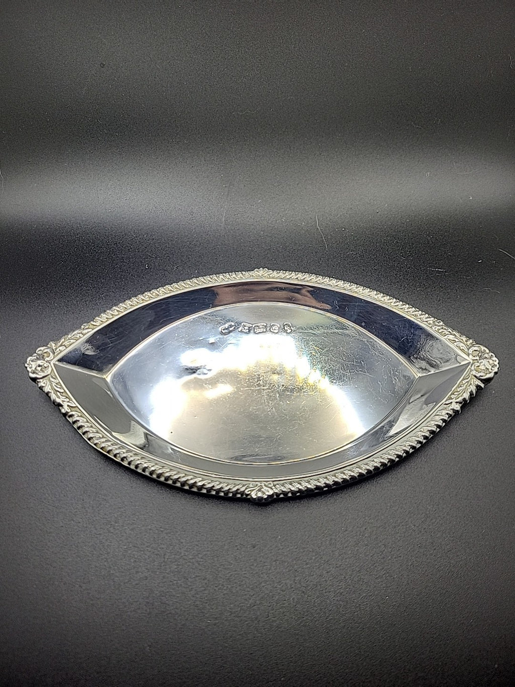 1977 Sterling Silver Jubilee Pin Dish QEII Large 76.9g Hallmarked 18cm