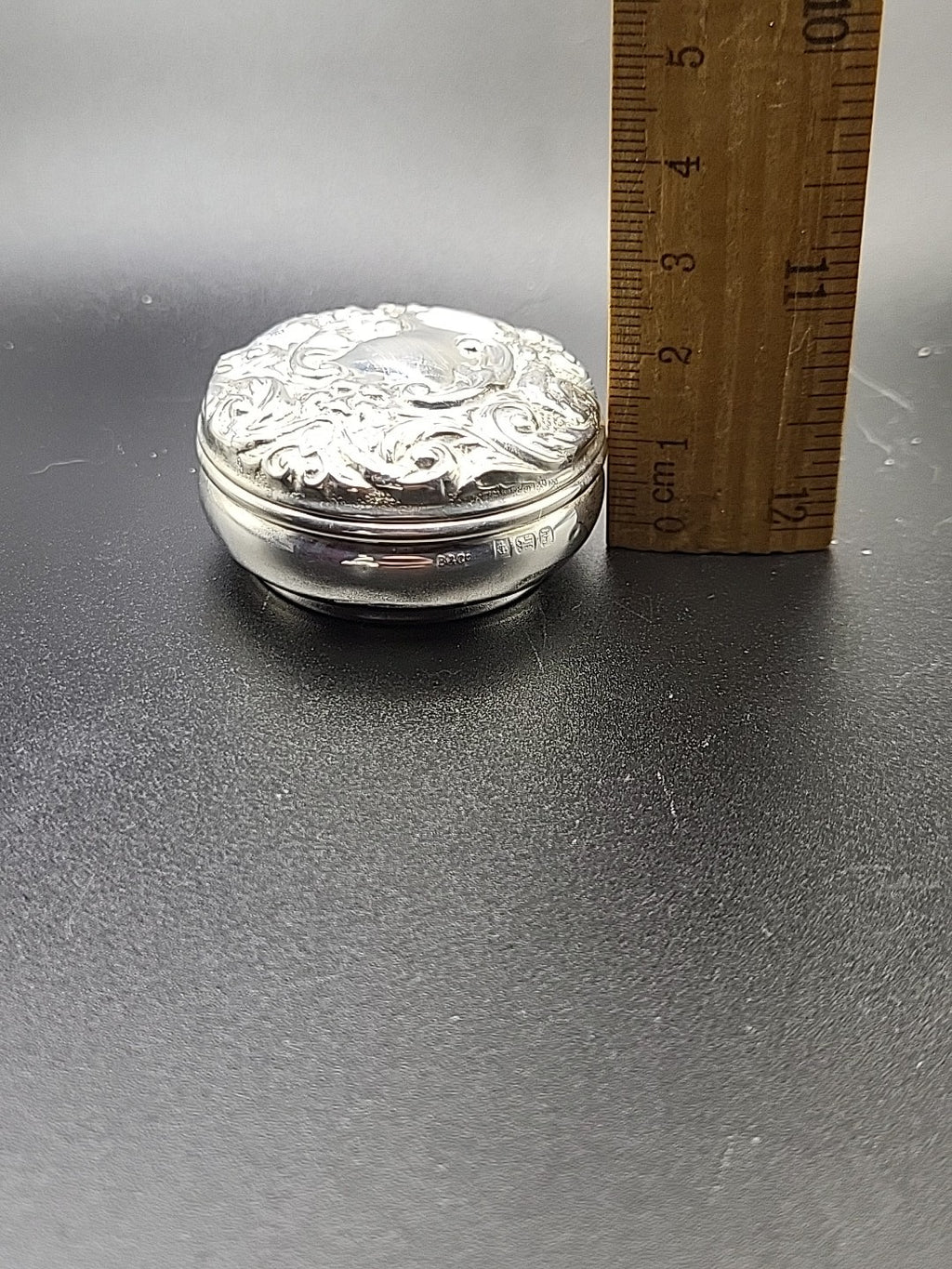 1980 Sterling Silver Lidded Trinket Pot Gold Wash Interior B&Co Hallmarked