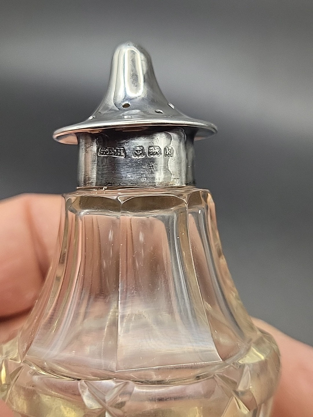 1909 Sterling Silver Topped Cut Glass Pepper Shaker G E Hawkins