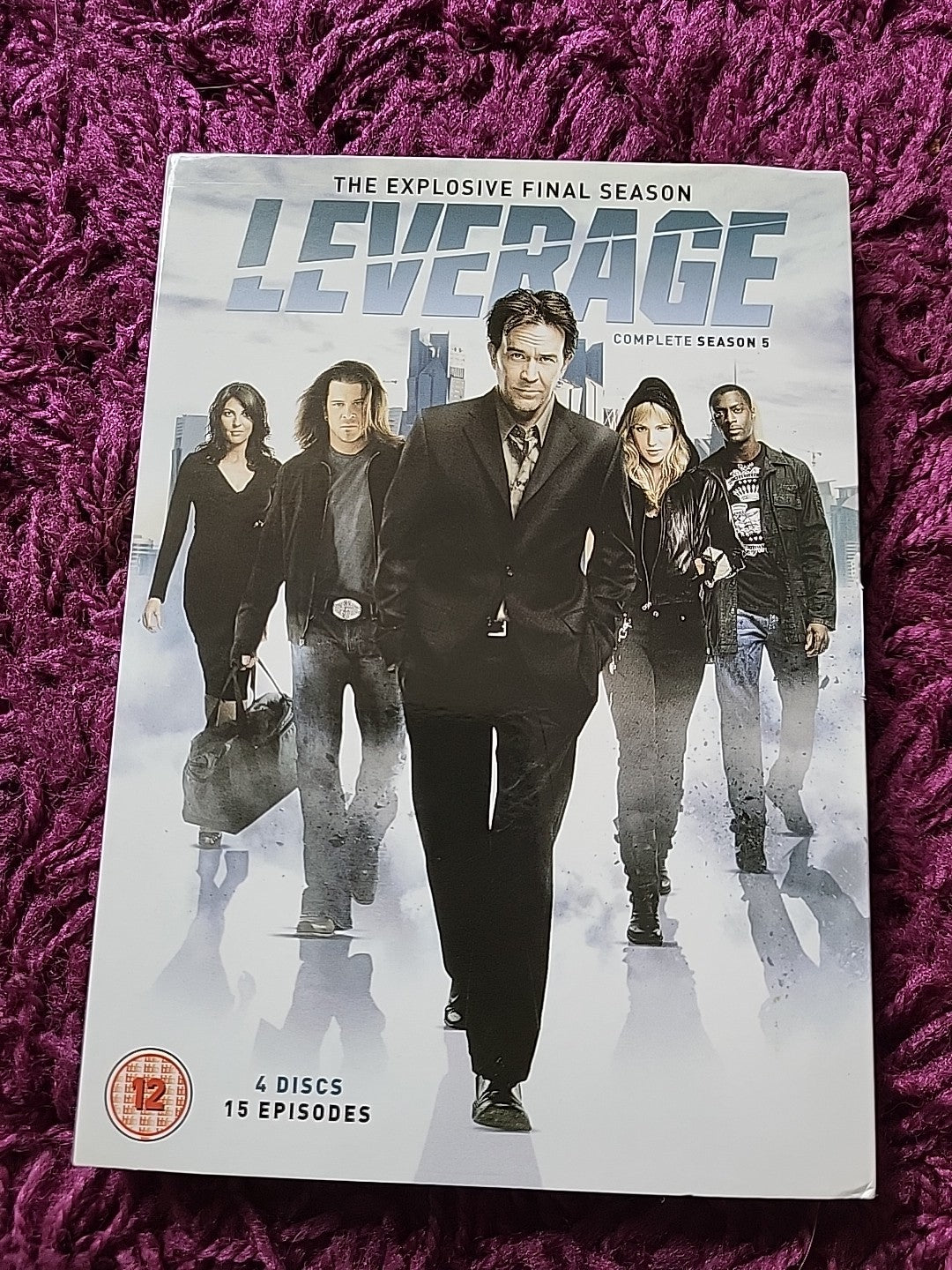 Leverage Complete Season 5 DVD 4 Discs 15 Episodes Final Season