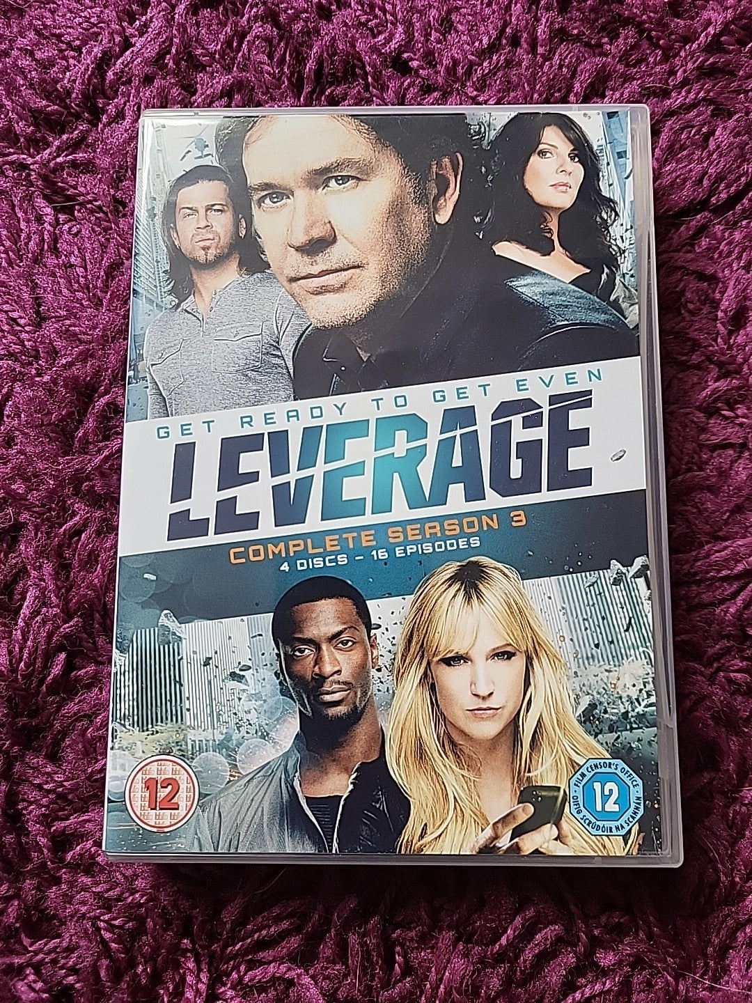 Leverage Complete Season 3 DVD 4 Discs 16 Episodes Crime Drama