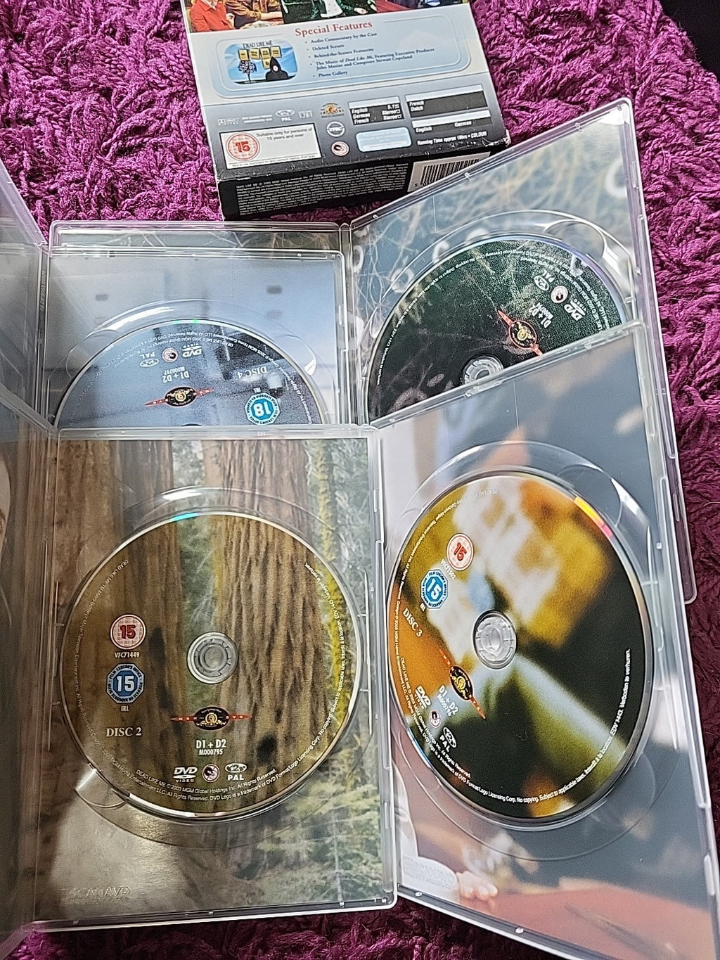 Dead Like Me The Complete First Season DVD 4 Disc Box Set 14 Episodes