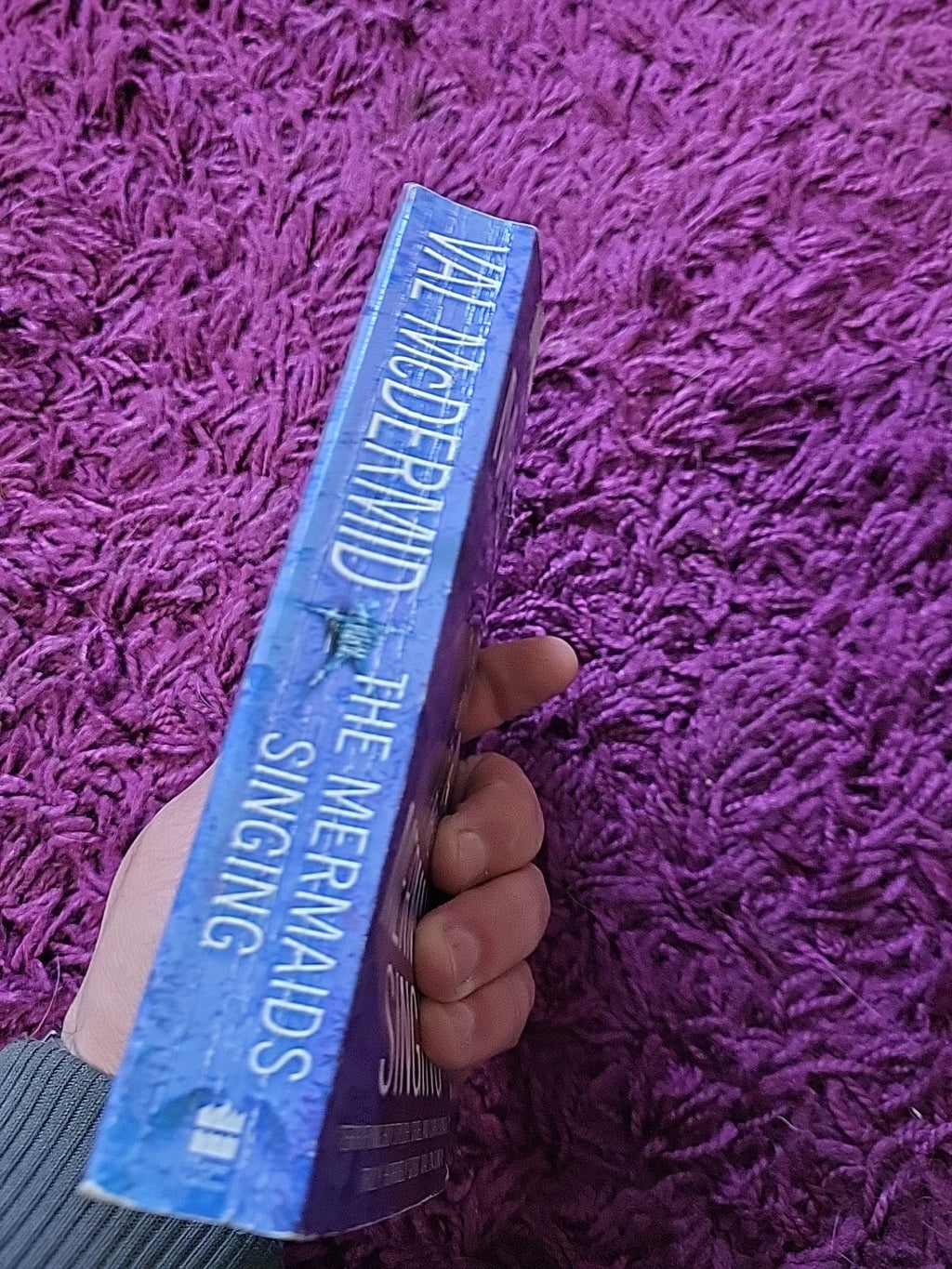 The Mermaids Singing – Val McDermid – Tony Hill Book 1 Paperback