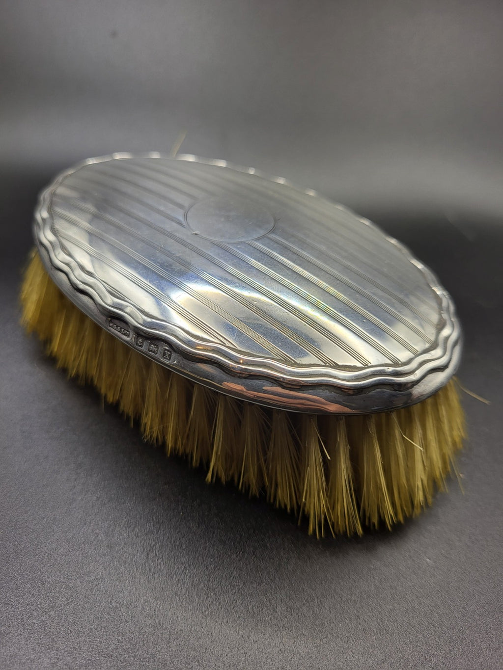 Antique Hallmarked Sterling Silver Brush Birmingham 1927 - Daniel Man. Co.