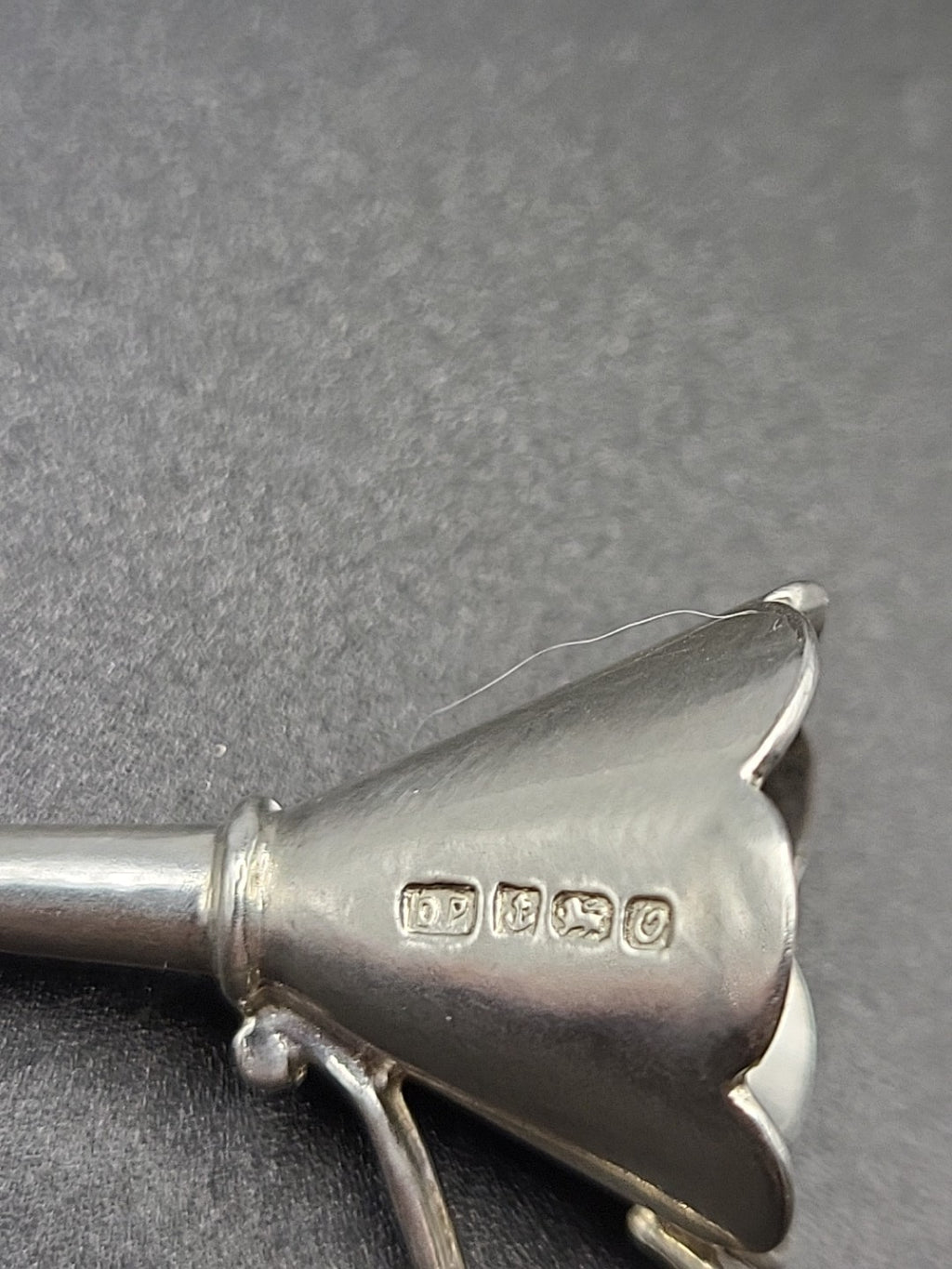 1988 Sterling Perfume Funnel Floral Design Solid Silver Hallmark Douglas Pell